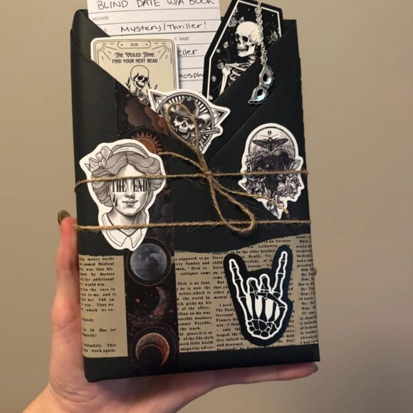 Blind Date with a Book (Choose Your Genre) - Picture 6 of 9